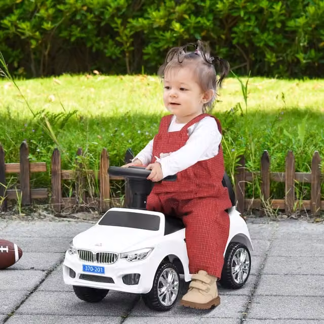 HOMCOM Ride-On Toddler Slider with Light, Sound and Music and Storage, White