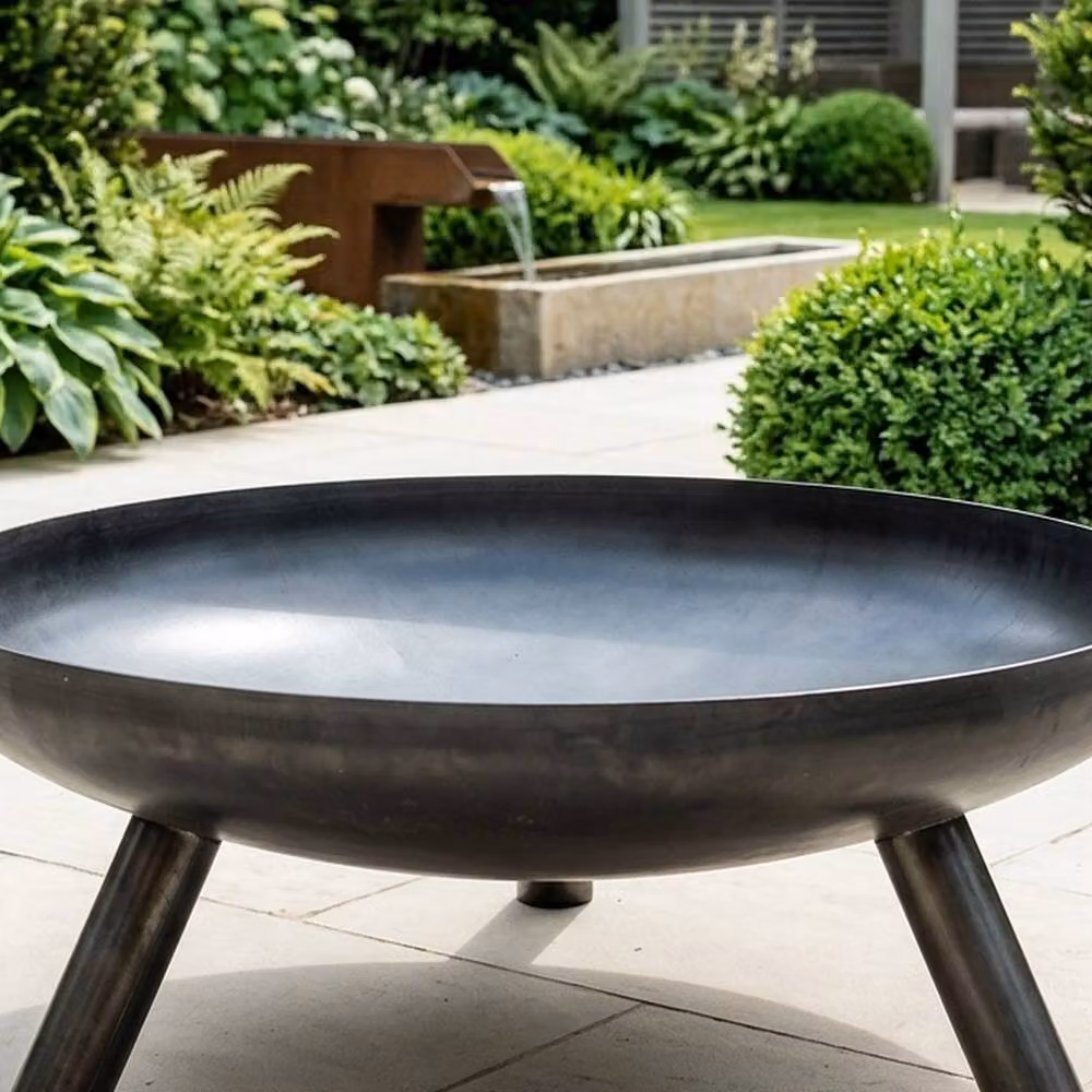 Garden Greatness Ultimo Caldera Contemporary Steel Firebowl in Black, W/D/H: 111 x 100 x 38 cm – 2