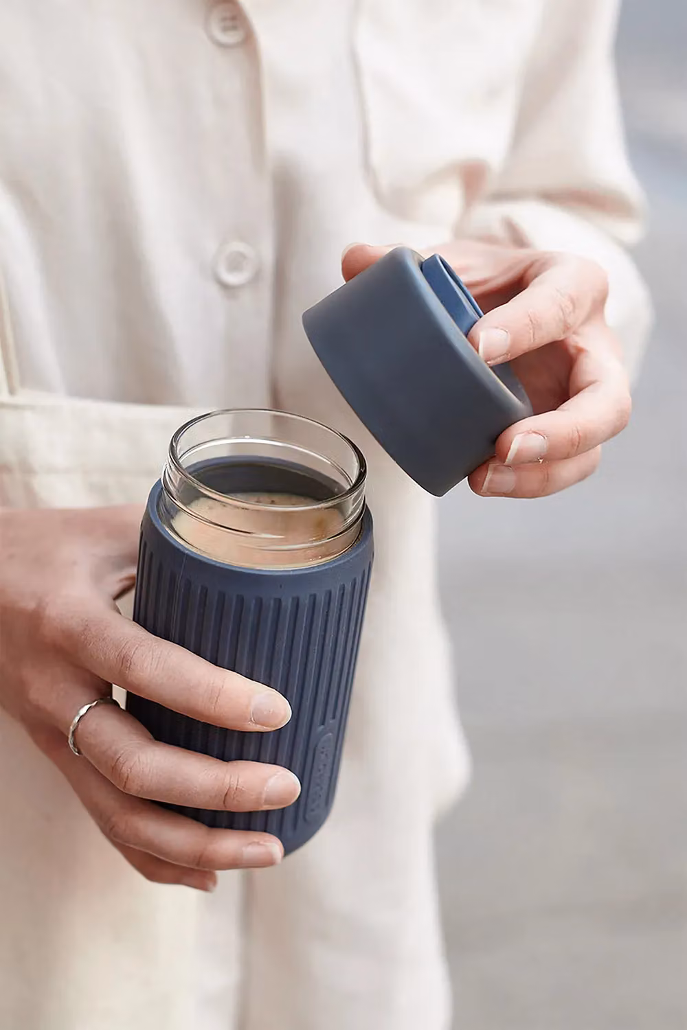 Black + Blum Double Walled Glass Travel Mug with Lid, Grey – 2