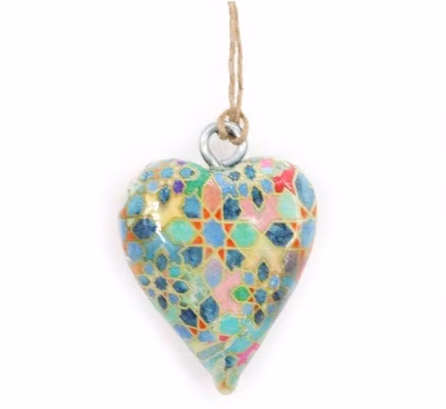 KDMD Small Mediterranean Tile Pattern Wood Heart Tabletop Decor in Multicolour
