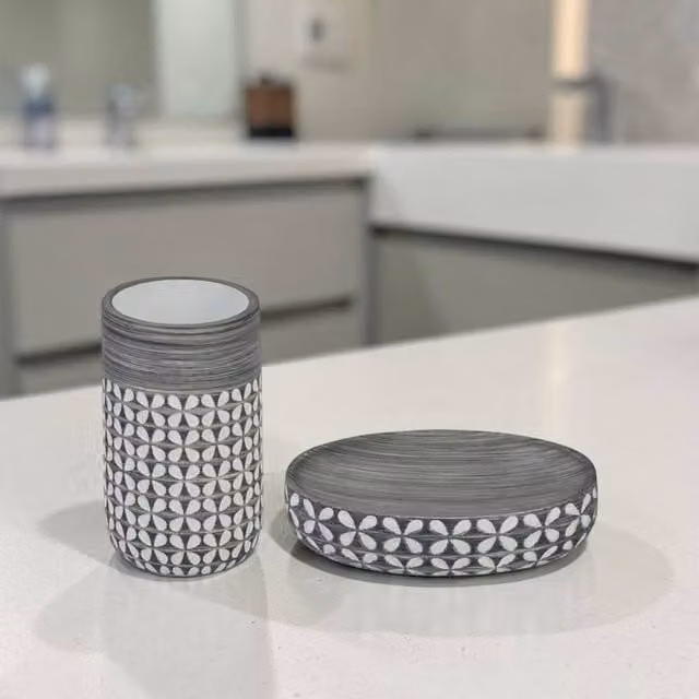 Showerdrape Ravello Bathroom Accessory Set with Soap Dish and Tumbler in Grey and White – 1