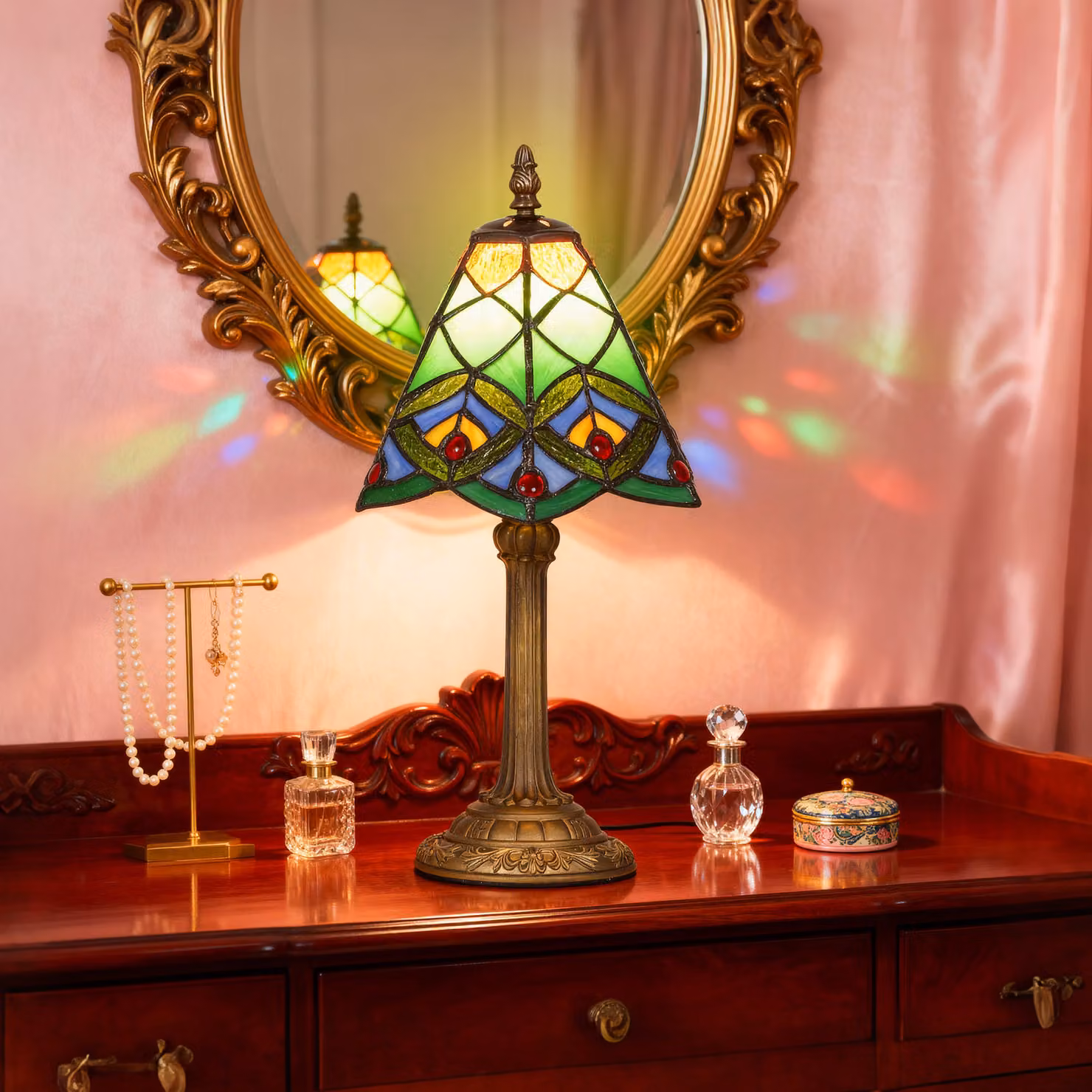 HOMCOM Tiffany-Style Stained Glass Table Lamp in Green and Bronze with E27 Socket – 9