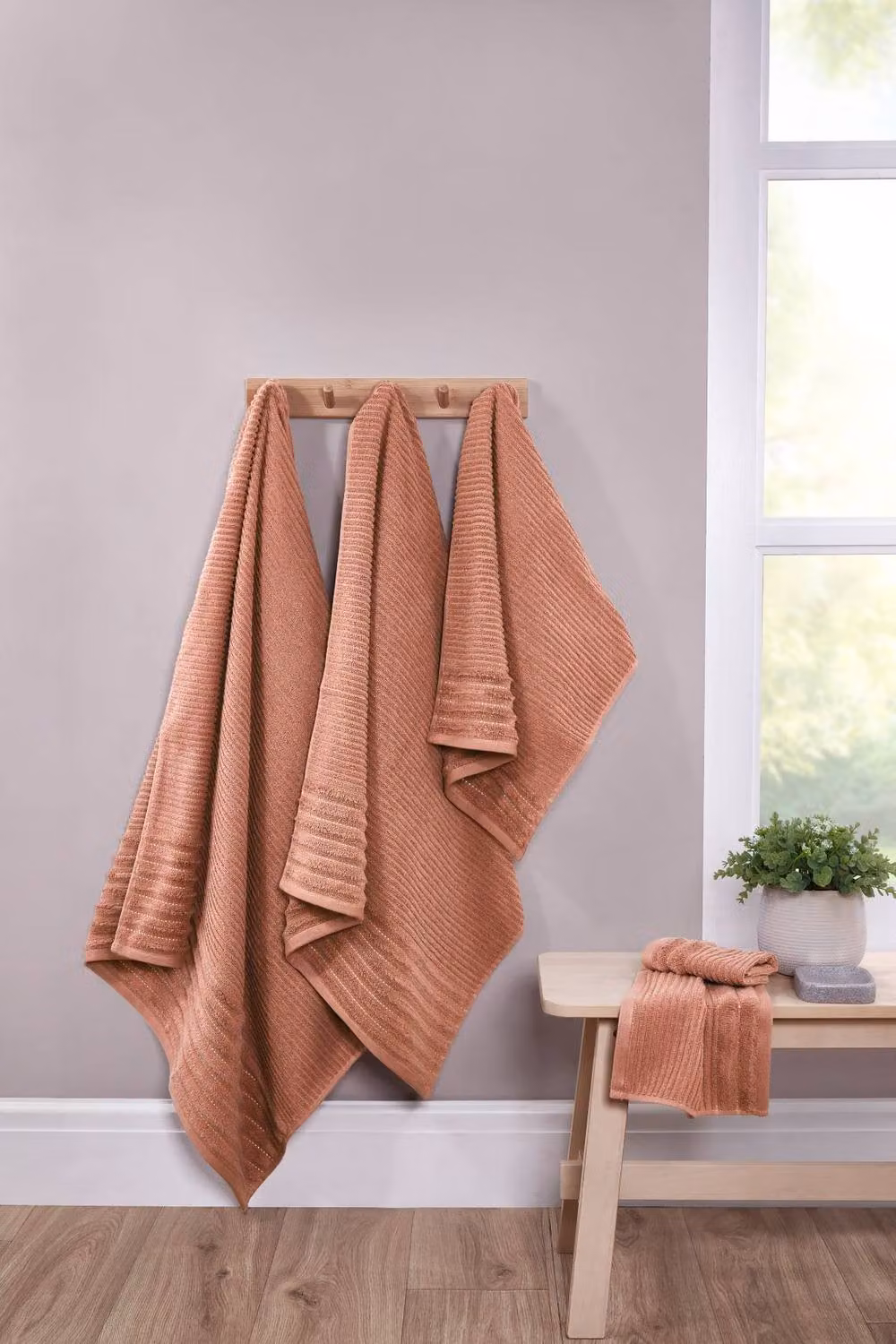 Rapport Home Linear Waffle Pique Cotton Towel and Bath Sheet Set in Pink – 2