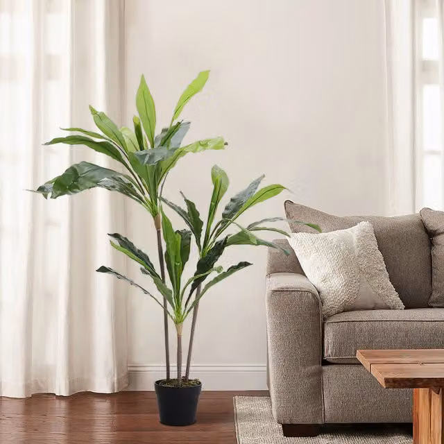 Livingandhome Green Tabletop Artificial Potted Tree