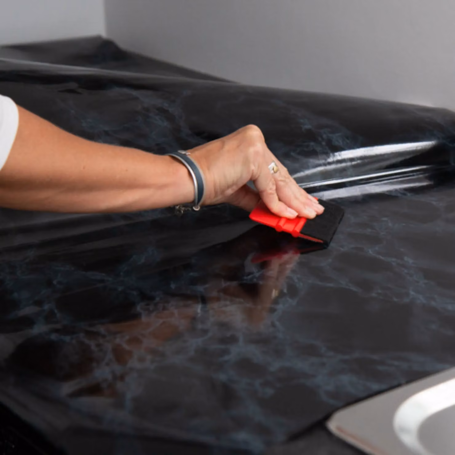 D-C-Fix Marble Black Self-adhesive Vinyl Wrap for Doors and Worktops, W: 45 cm, L: 10 m – 4