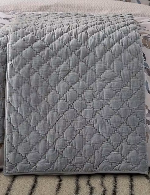 Bedeck of Belfast Albany Quilted Pure Cotton Velvet Throw in Light Grey