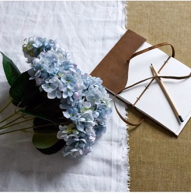 KDMD Blue Hydrangea Artificial Floral Bunch