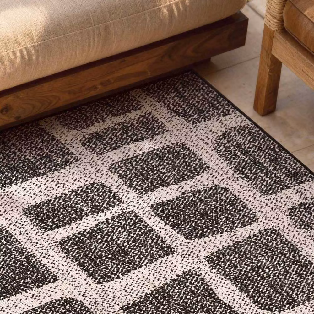 The Rugs Ruskin Flatweave Geometric Rug in Black and White – 2