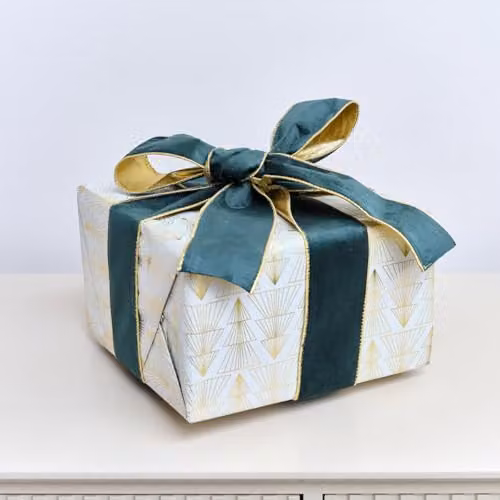 Melody Maison Green and Gold Velvet Wired Christmas Ribbon Garland, 270cm