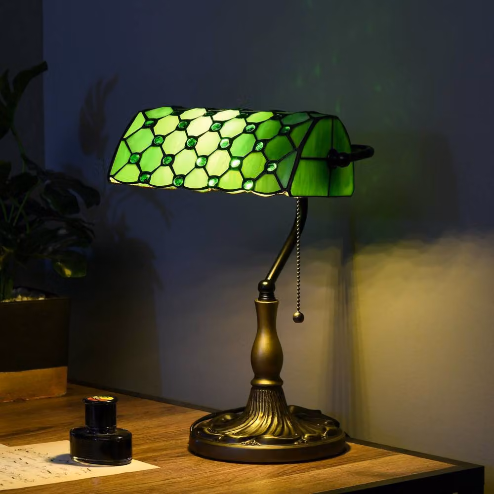 Wyld Haus Nofilu Green Vintage Style Stained Glass Table Lamp – 3
