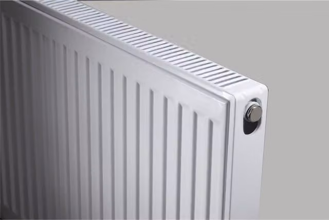 Clifton Single Type 21 Convector Panel Radiator in White, Height: 60 cm, Width: 70 cm