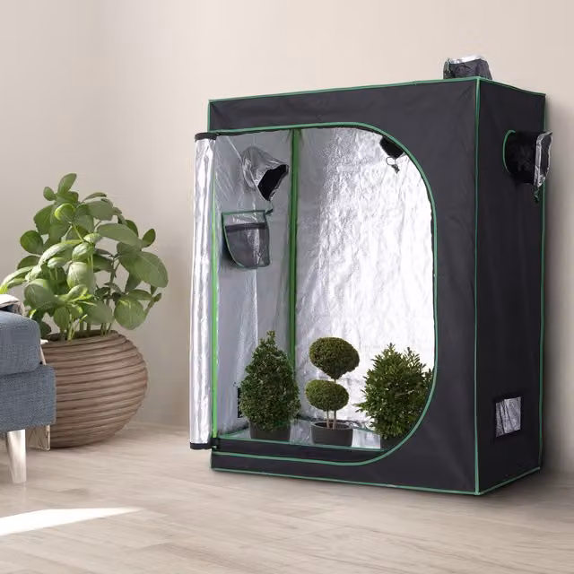 Outsunny Mylar Hydroponic Grow Tents in Black and Green