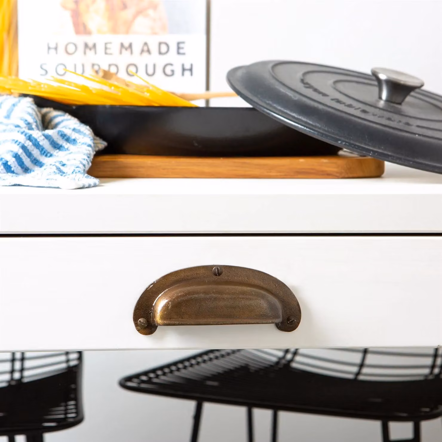 Hammer and Tongs Matt Black and Gold Iron Shell Cabinet Drawer Handles – 4