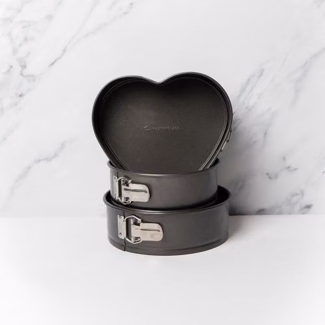 Masterclass 3-Piece Non-Stick Springform Cake Pan Set with 2 Round Pans and 1 Heart Shaped Tin, Grey