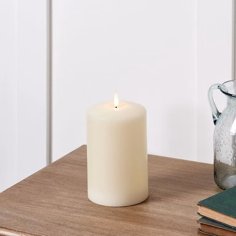Lights4fun TruGlow Beige Rechargeable LED Pillar Wax Candle with Flicker Effect and Remote Control, Height: 15 cm