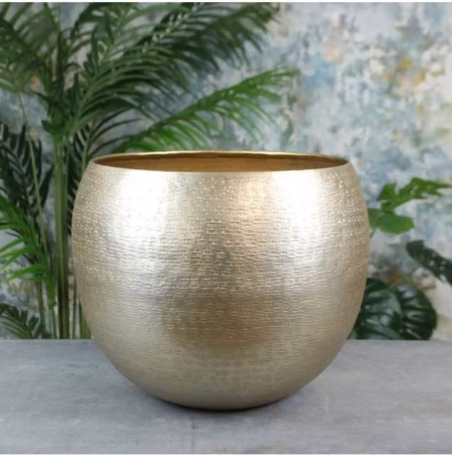 KDMD Matt Champagne Hampstead Medium Round Tabletop Planter in Gold – 1