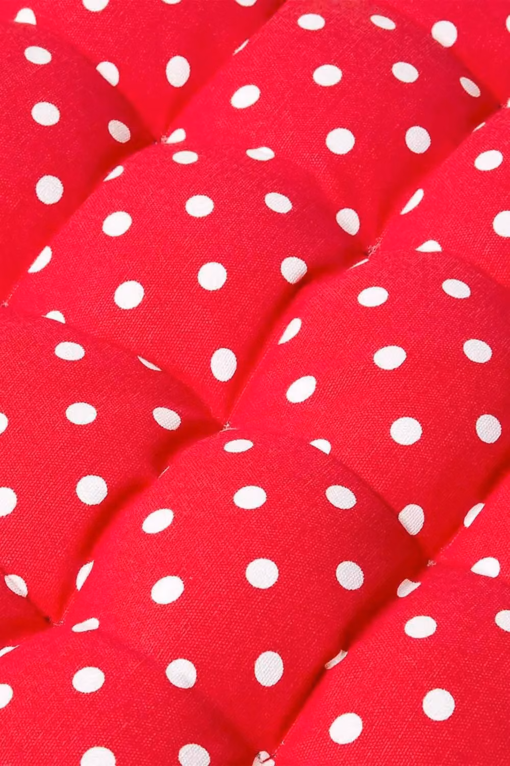 Homescapes Red Polka Dot 3 Seater Garden Bench Cushion, 100% Cotton, Width: 143 cm, Depth: 42 cm, Height: 5 cm – 2