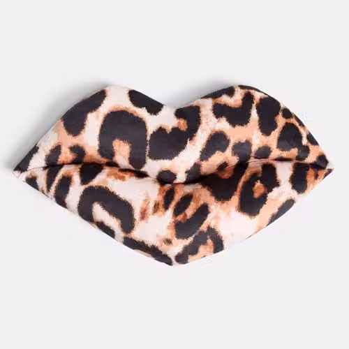 OHS Lips Shaped Cushion in Beige and Multicolour – 3