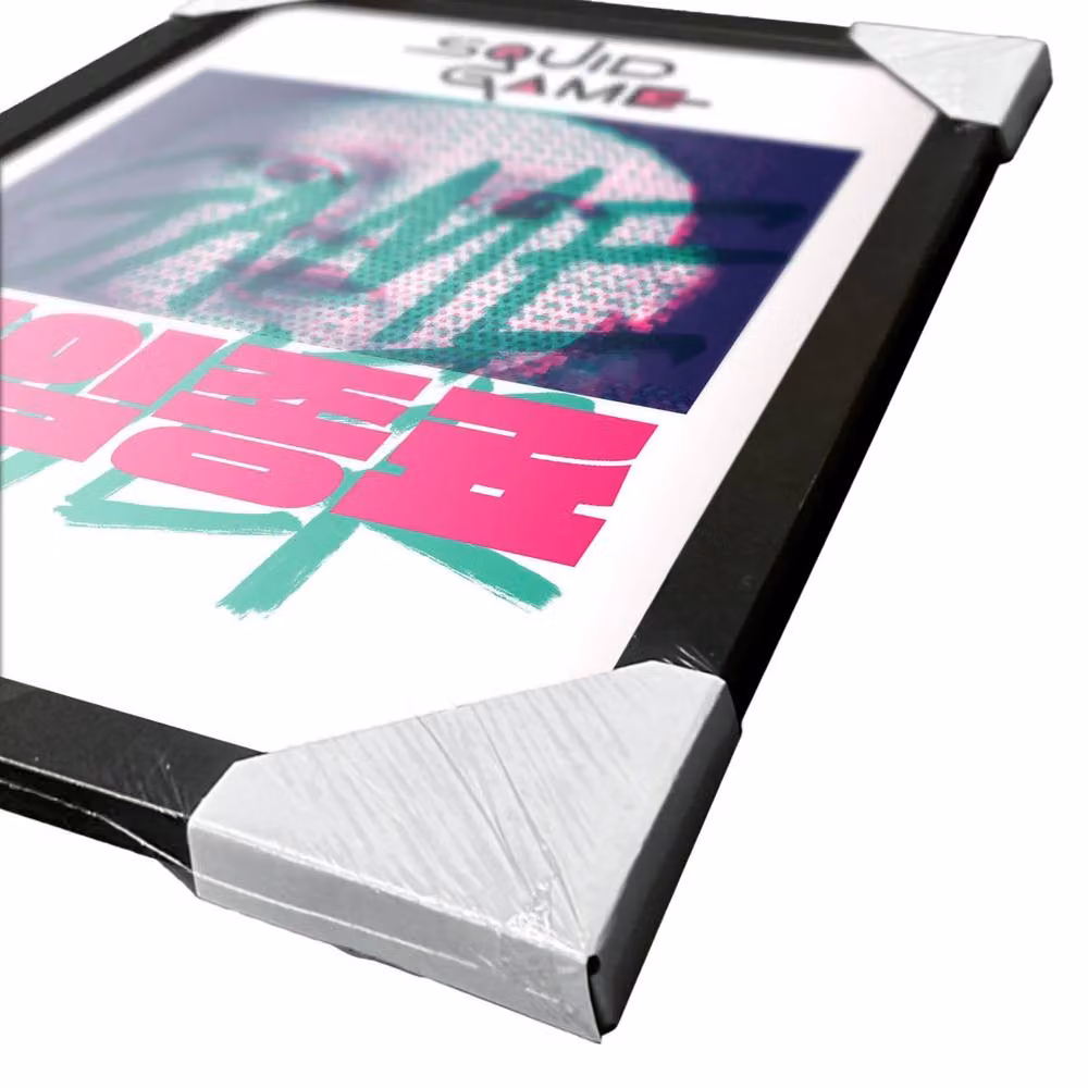 Netflix Game Over Framed Typography Poster in White – 3
