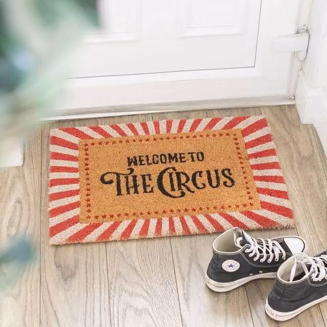 Uniqueful Red Welcome to the Circus Coir Doormat, W: 100 cm, D: 60 cm