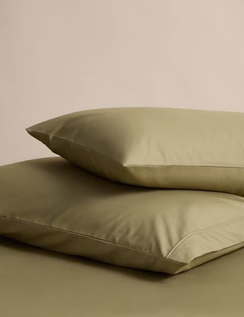 M&S 2 Pack Egyptian Cotton Pillowcases, Green Fern Pattern