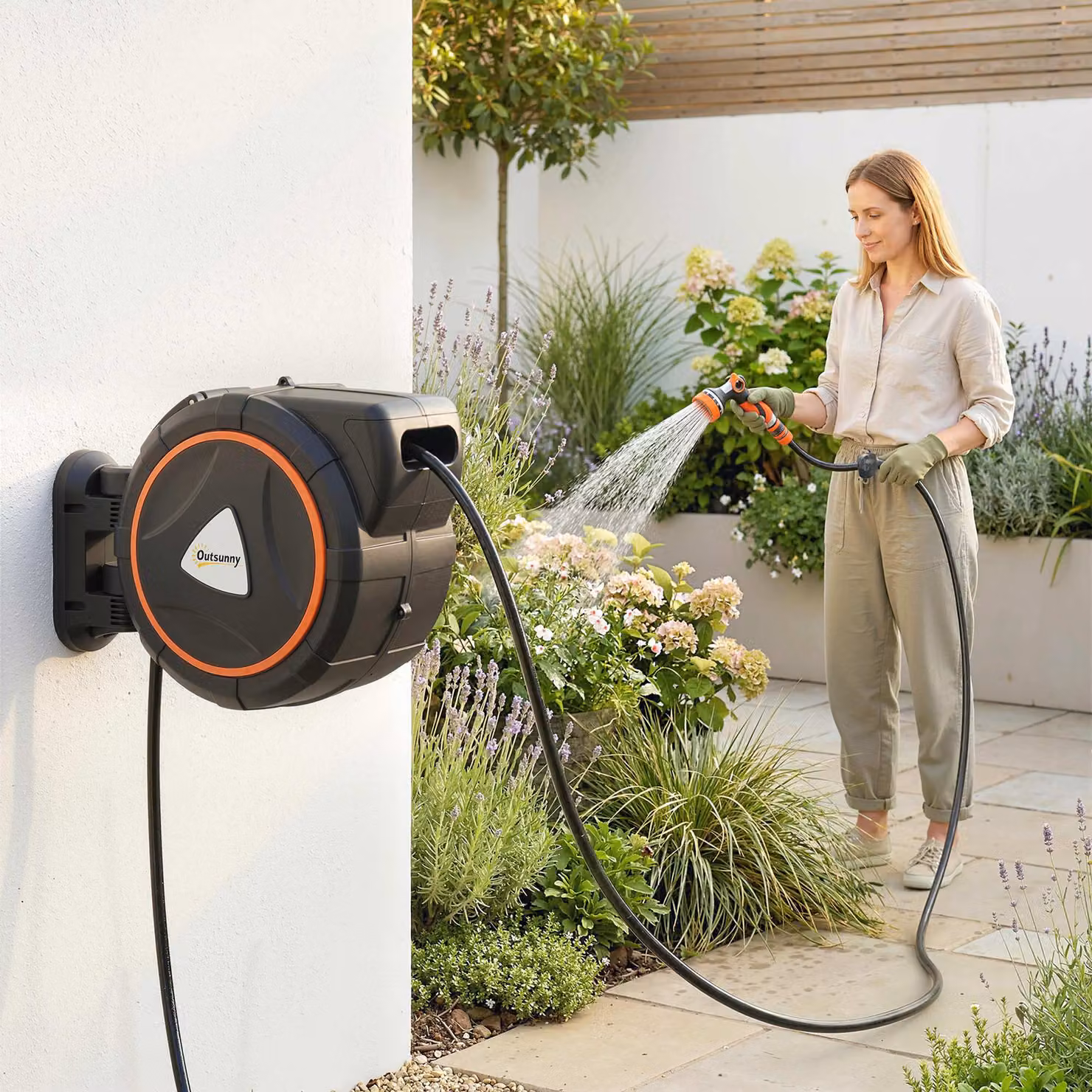 Outsunny Wall Mounted Retractable Hose Reel in Black with Auto Retraction and 12-Pattern Nozzle – 2