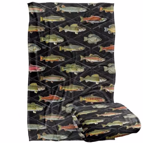JQ Licensing Fish and Crossed Fishing Rods Pattern Super Soft Fleece Throw Blanket, Multicolour, W: 91 cm, D: 147 cm
