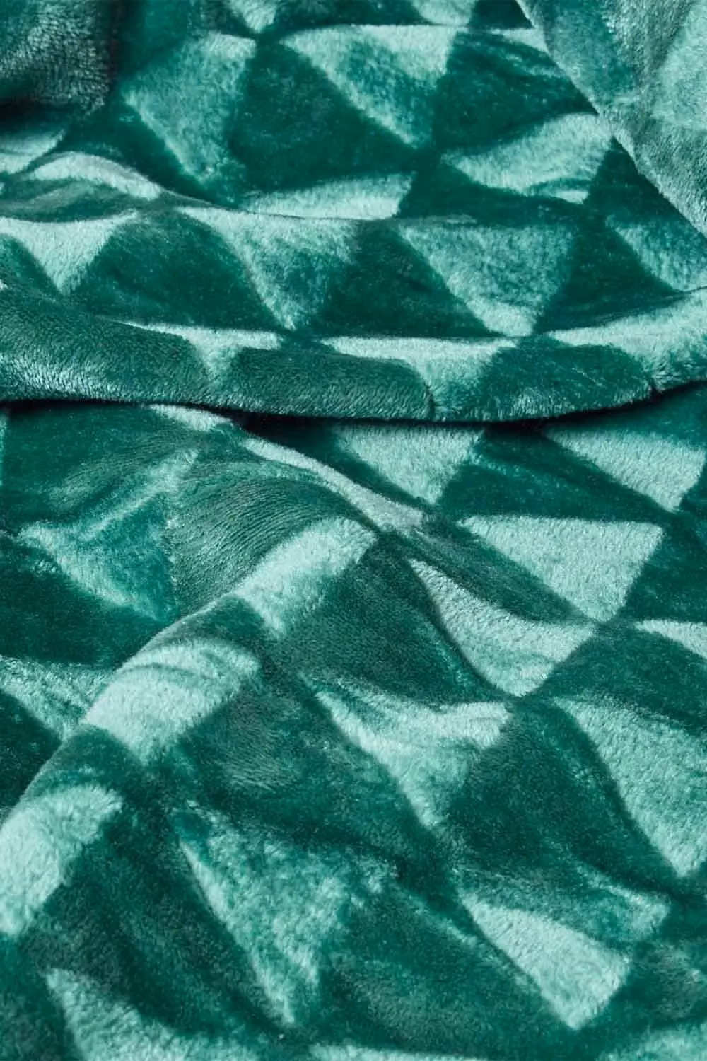Homescapes Geometric Patterned Sherpa Fleece Throw Blanket in Emerald Green, W/D/H: 160 x 200 cm – 3
