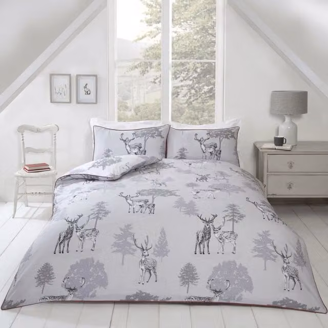 Rapport Home Sherwood Reversible Polycotton Duvet Cover and Pillowcase Set in Light Grey, W: 180 cm, H: 200 cm