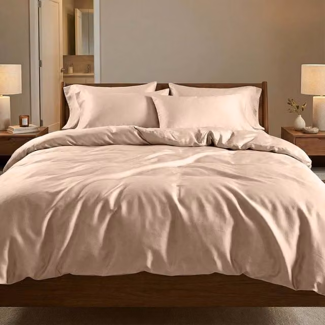 Bedable 100% Cotton Sateen Double Bedding Bundle in Beige, including Duvet Cover, Fitted Sheet, 4 Pillowcases, Duvet and 4 Pillows – 1