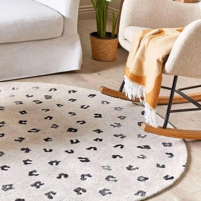 Wyld and Coco Round Woven Rug in Beige with Animal Motif, Cotton-Polyester Blend, Diameter: 140 cm