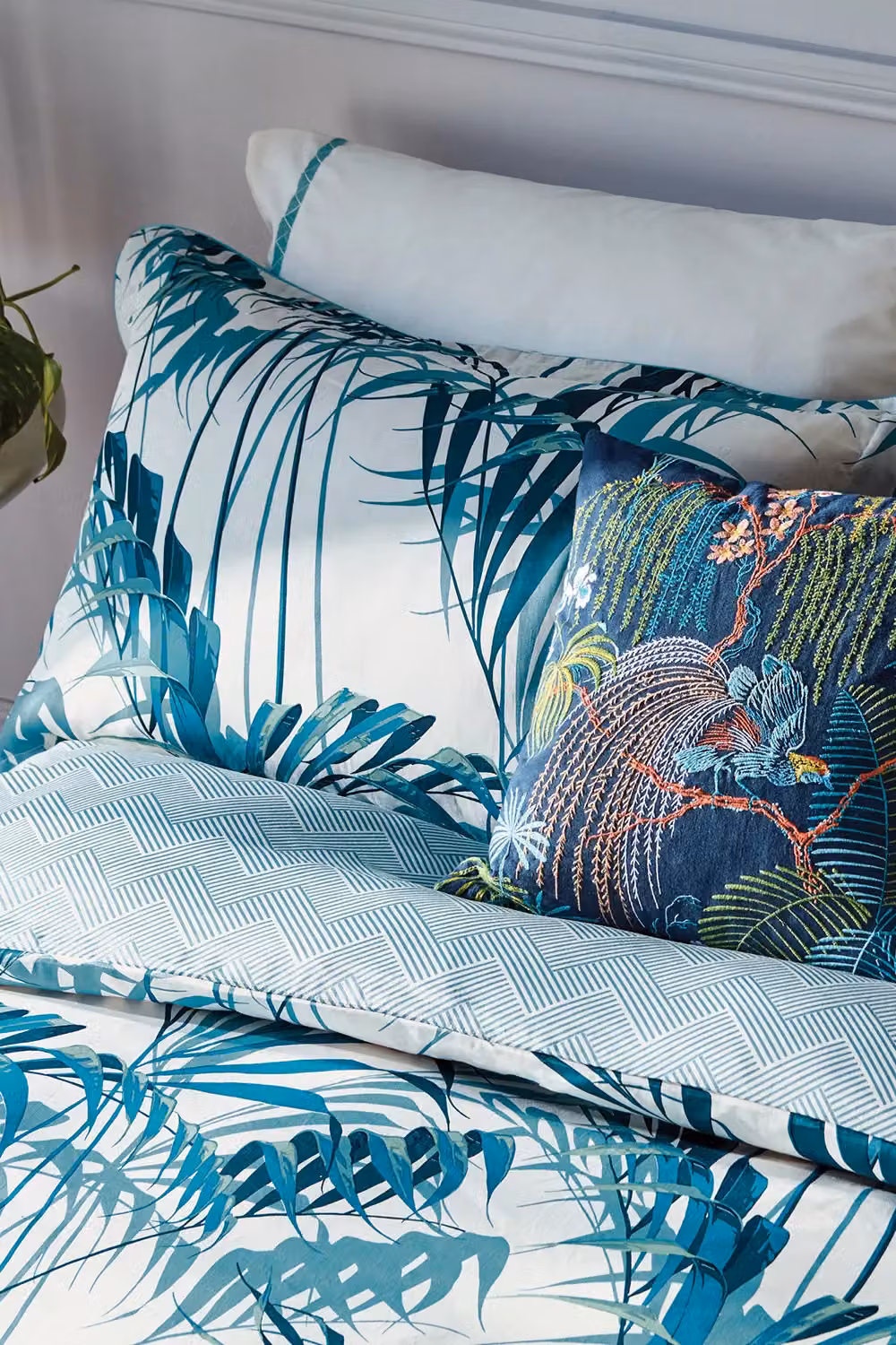 Sanderson Palm House Reversible Cotton Mako Satin Duvet Cover and Pillowcase Set in Green, W: 90 cm, L: 200 cm – 2