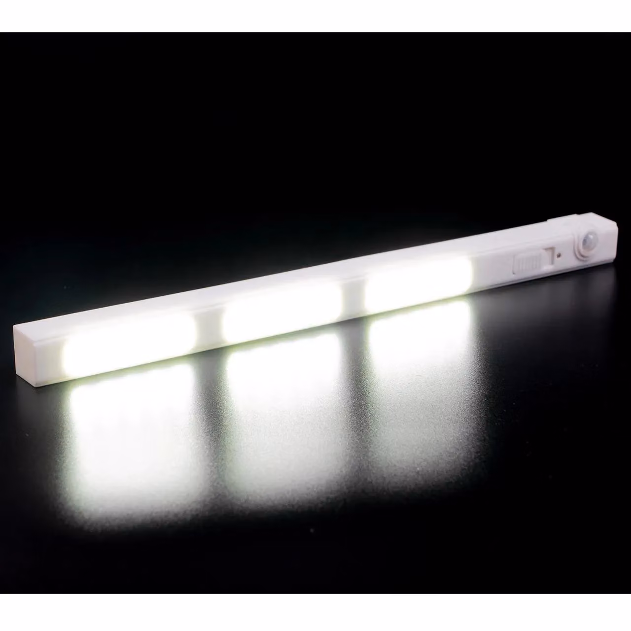 mysmartbuy Wireless Motion Sensor LED Strip Light, White, W/D/H: 28 x 2 x 2 cm – 3