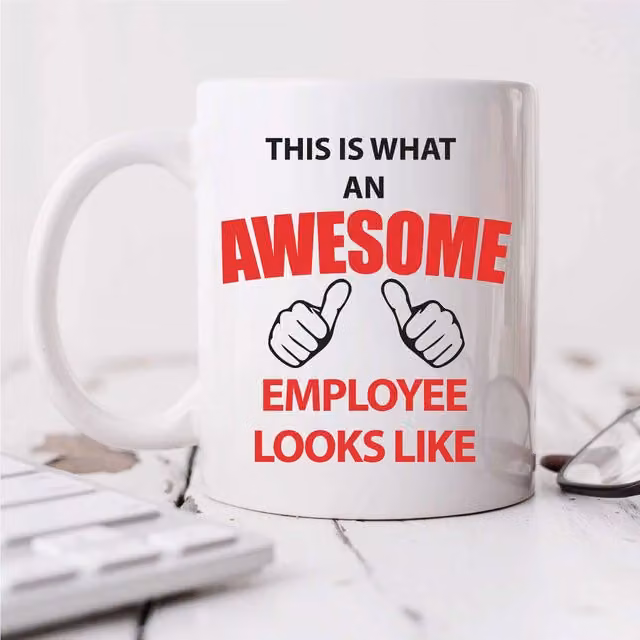 60 Second Makeover Limited This Is What An Awesome Employee Looks Like Mug in White