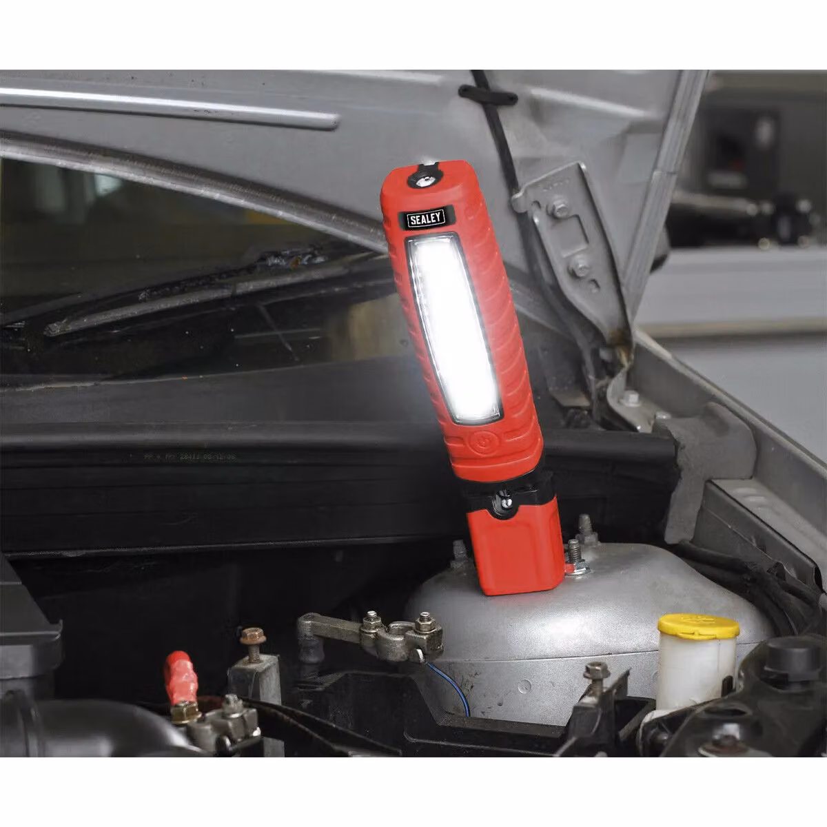Sealey Loops 360 Swivel Inspection Light with 14 SMD and 3W SMD LEDs, Rechargeable, Red – 3