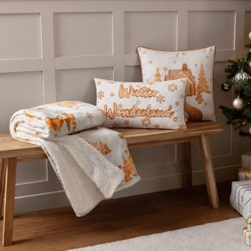 Furn Gretel Multicolour Christmas Winter Wonderland Rectangular Polyester Filled Cushion W: 50 cm, H: 30 cm – 3