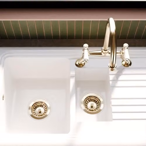 Balterley White Ceramic 1.5 Bowl Reversible Kitchen Sink with Drainer, Mixer Tap and Waste, W/D/H: 101 x 52.5 x 23.5 cm in White and Brushed Brass – 4