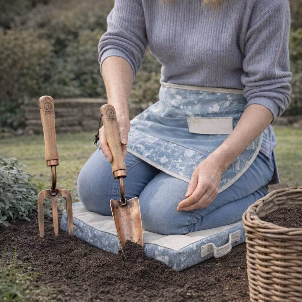 Beatrix Potter Peter Rabbit 4 Piece Stainless Steel Garden Accessory and Tool Set in Baby Blue – 2