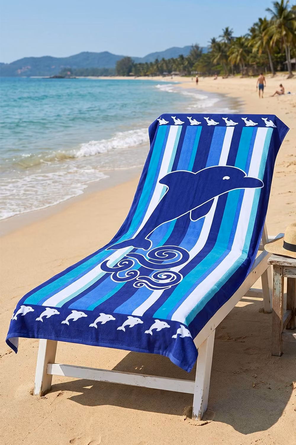 Living and Home Lightweight Large Microfibre Beach Towel in Blue – 4