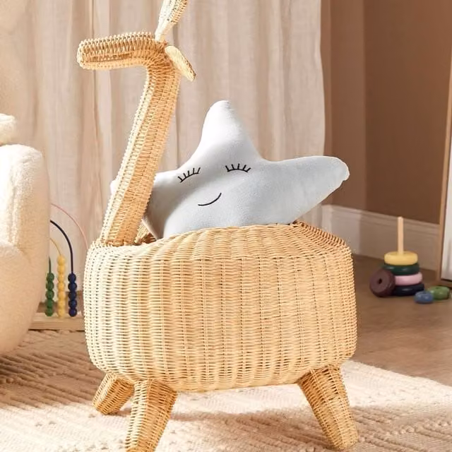 Wyld and Coco Wicker Giraffe Toy Hamper in Natural Beige Rattan