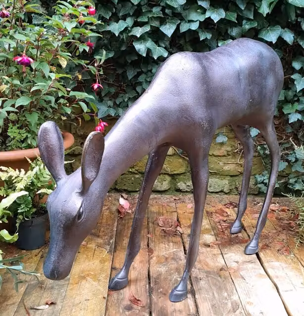 Inspirational Gifting Extra Large Grazing Doe Deer Garden Sculpture in Bronze Aluminium with an Antique Verde Finish – 1