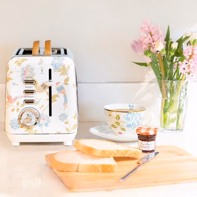 Laura Ashley 2 Slice Toaster in White