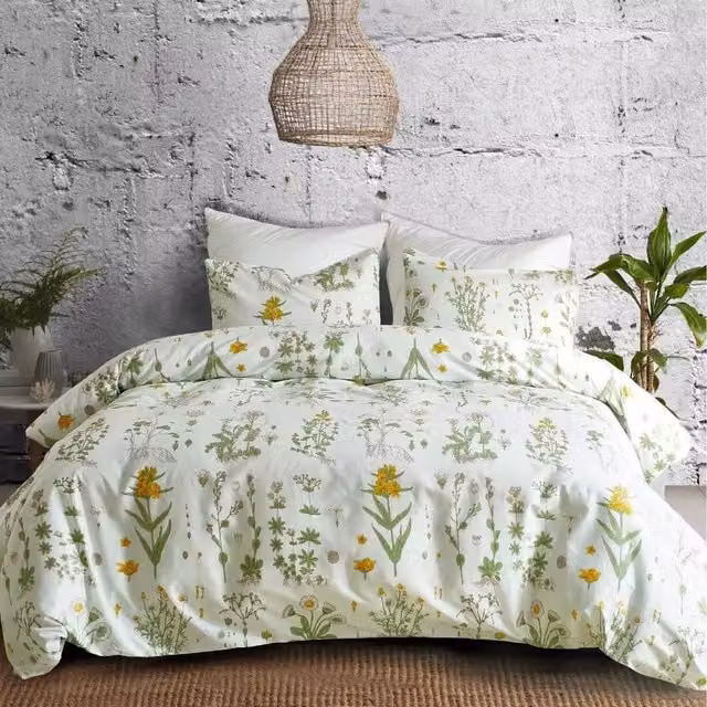 Ezysleep Meadow Flower Floral Duvet Set and Pillowcase in Green and Multicolour, 220 cm