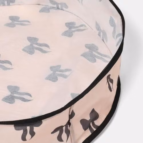 OHS Festive Print Wreath Storage Bag with Lid and Handles in White and Pink – 3