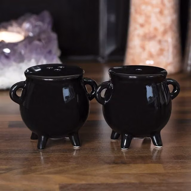 Something Different Black Ceramic Cauldron Salt and Pepper Shaker Set, W/D/H: 7.0 x 6.0 x 5.5 cm – 1