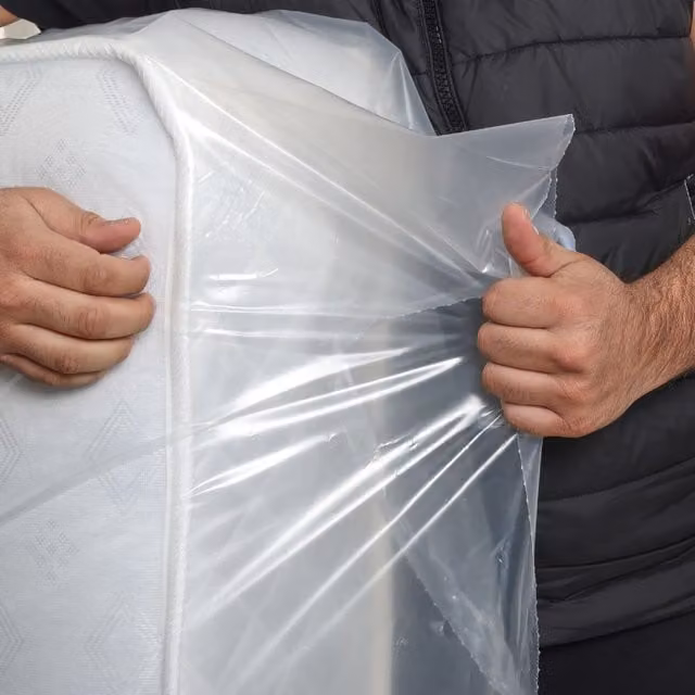 BSSPOKE Clear King Size Mattress Cover Storage Bag for Moving and Protection