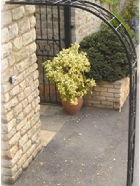 Poppyforge Buckingham Wall Fix Arch in Black Steel with 2 Ground Spikes