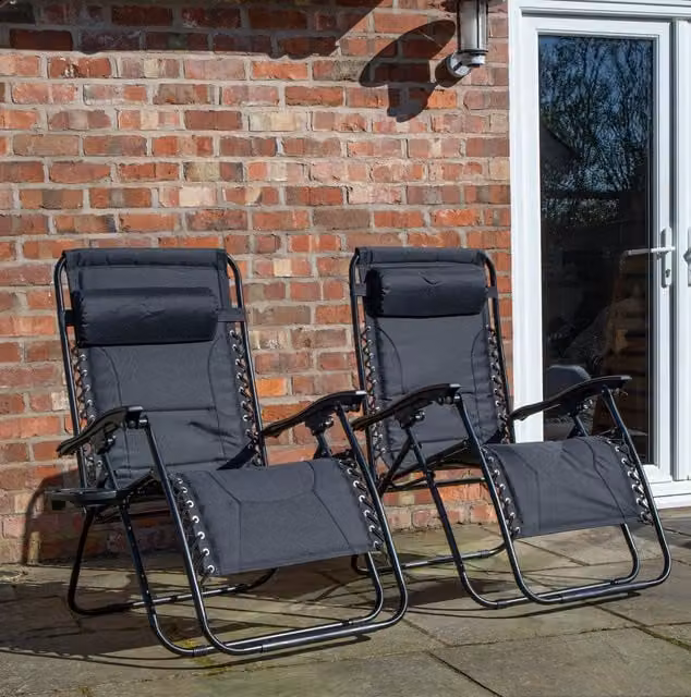 Samuel Alexander Set of 2 Luxury Padded Multi Position Zero Gravity Garden Relaxer Loungers in Black – 1