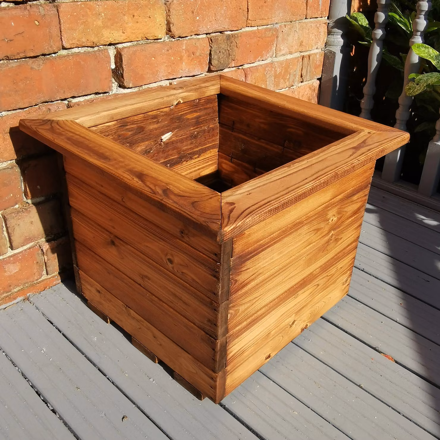 Samuel Alexander Rustic Chunky Wooden Square Garden Planter, 46 x 46 x 45 cm – 4