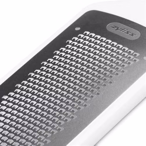 Zyliss Smooth Glide Fine Grater with Handle in White – 3